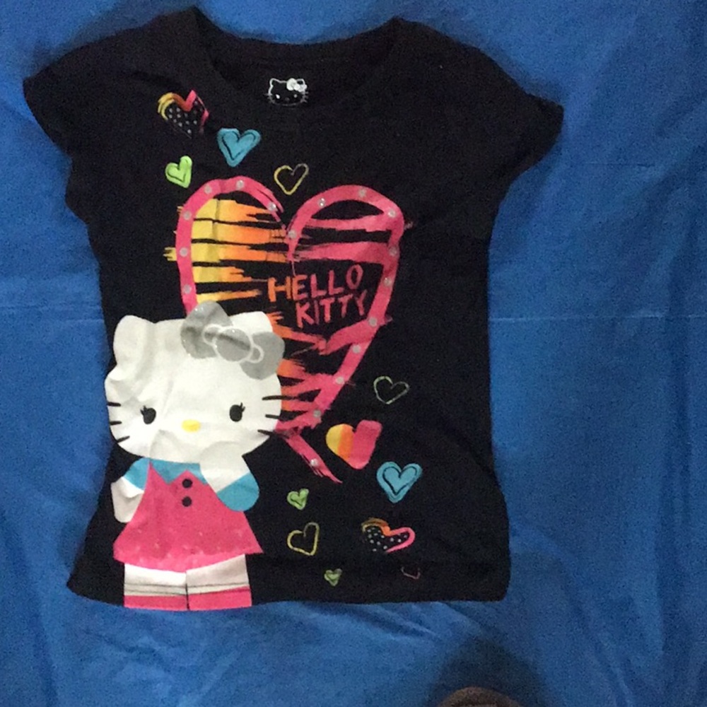 Black Hello Kitty t shirt